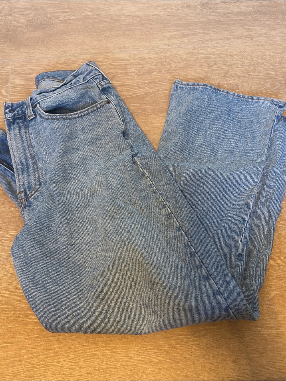 Abercrombie & Fitch Curve Love The Slouchy Jean Mid Rise